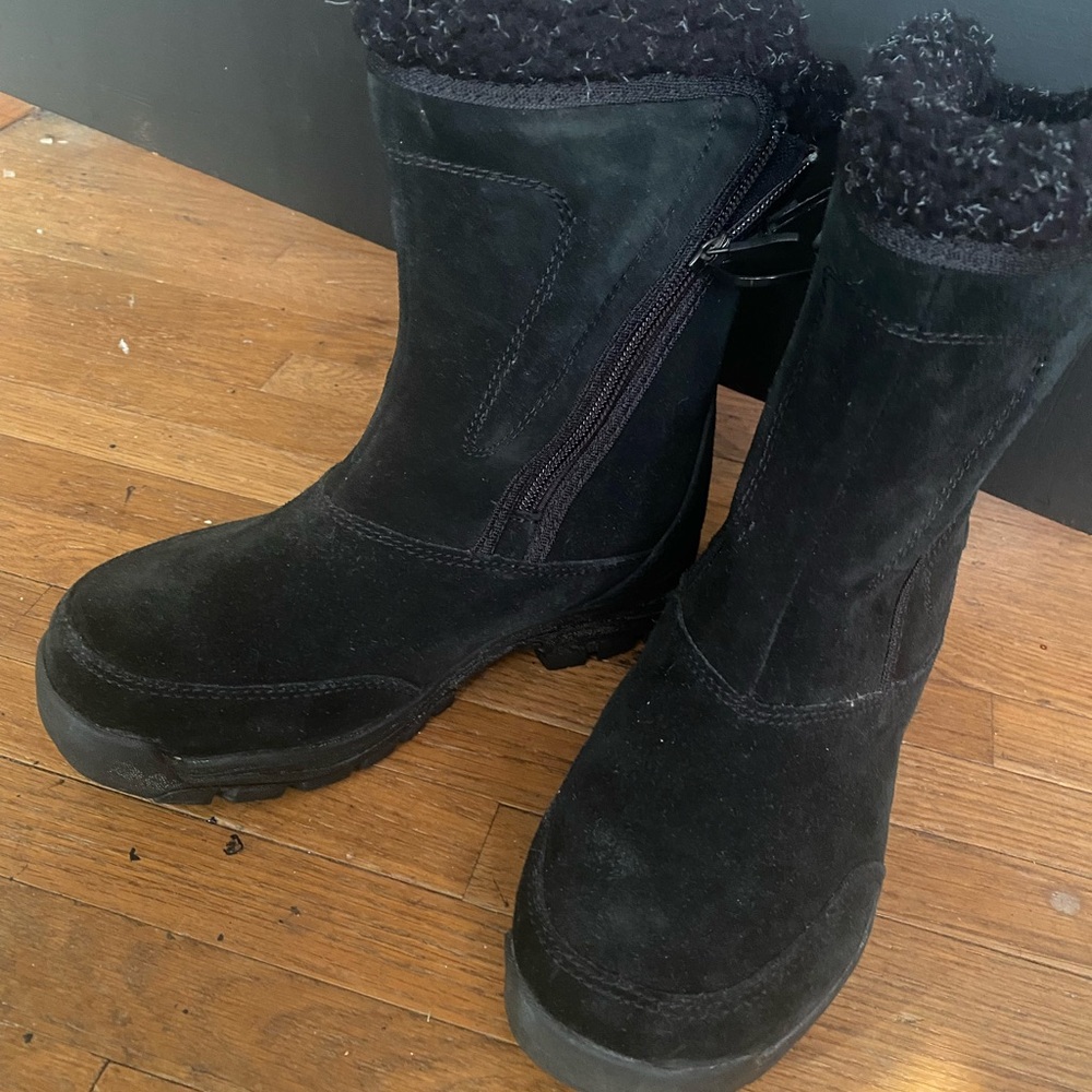 Sorel Women's Black Suede Winter Boots - Picture 2 of 4